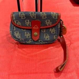 Vintage Dooney and Burke wristlet